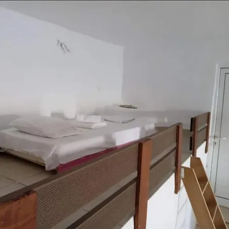 Appartamento Mani Stevi Argilia