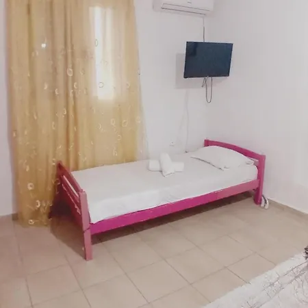 Appartamento Mani Stevi Argilia