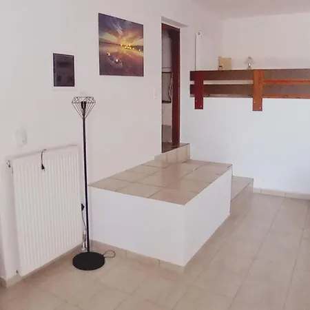 Mani Stevi Apartment Argilia